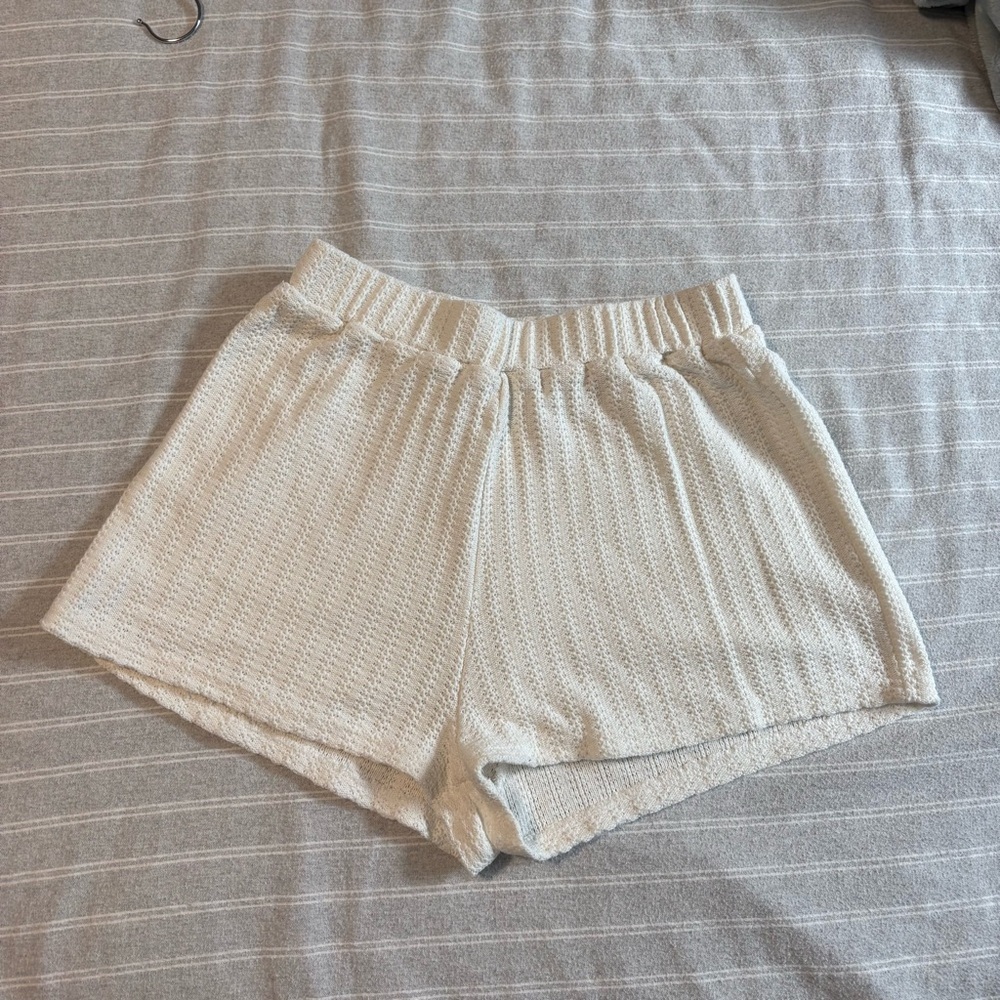 Princess Polly Cream Textured Knit‎ Shorts Womens Size 4 (US)